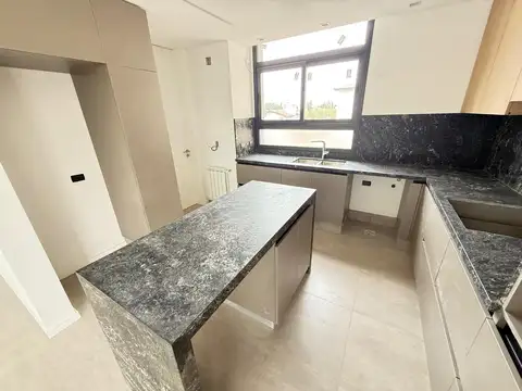 Departamento en Alquiler en Tejas del Sur 1, $ 2.500.000