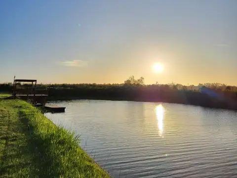 EL NAUDIR LOTE AL RIO 2200