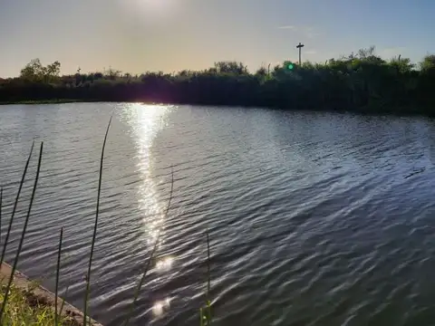 Lote en venta en El Naudir al Rio