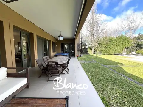 Casa en Alquiler Temporal en La Lomada De Pilar, USD 7.000