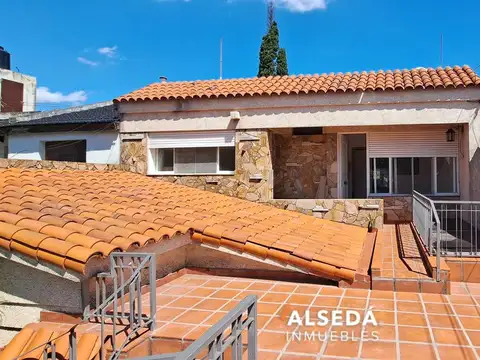 Casa de 2 Dormitorios-     Terraza Exclusiva
