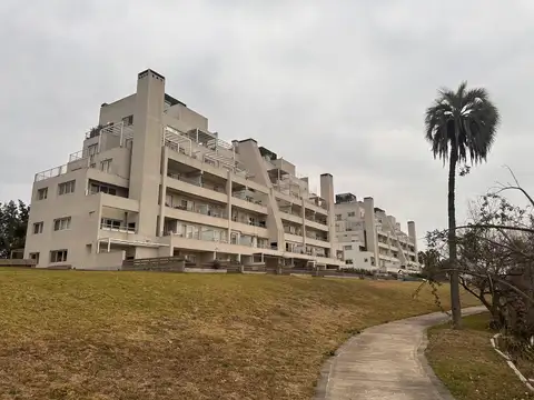 Departamento en Alquiler con 2 cocheras