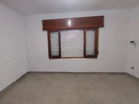 Depto Tipo Casa en Venta en Remedios De Escalada, USD 67.000