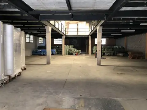 Galpon en Venta en Martínez, USD 1.390.000