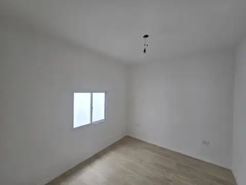 Depto Tipo Casa en Venta 40 años