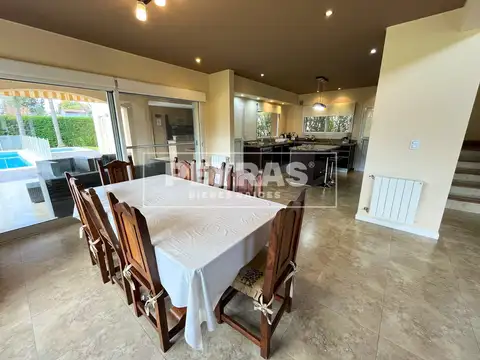 Casa en Venta de 4 dormitorios