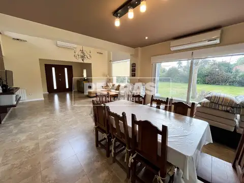 Casa en Venta en Cañuelas, USD 310.000