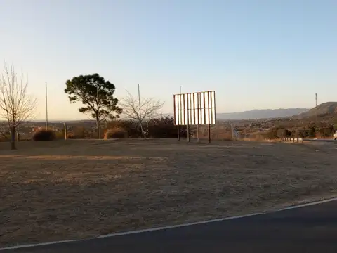 Terreno en Venta de 915,0 m2