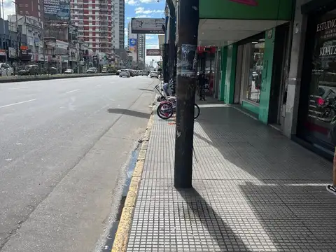 Oficina en Alquiler en Lanús Oeste, $ 350.000
