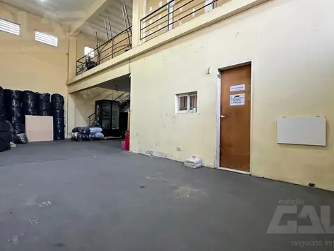 Galpon en Alquiler 20  mts Fondo