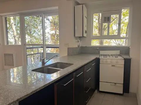Departamento en Alquiler con 1 cochera