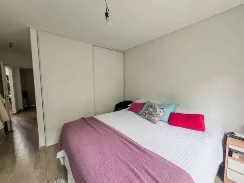 Depto Tipo Casa 4 ambientes con 2 baños