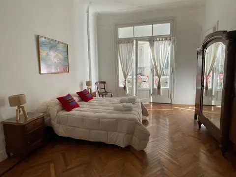 Venta Departamento 4 ambientes Bencich Microcentro