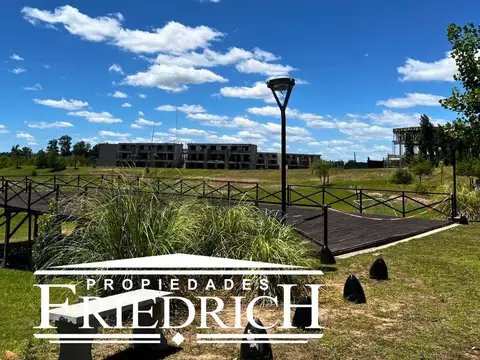 Terreno en Venta 28  mts Frente
