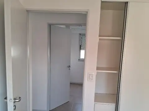 Hermoso departamento de 3 ambientes balconn aterrazado.