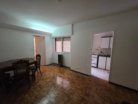 Teniente General Juan Domingo Perón 1700, Piso PB