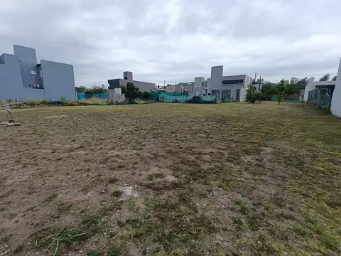 VENTA TERRENO DE 350 M2 TEJAS CUATRO 2DA ETAPA