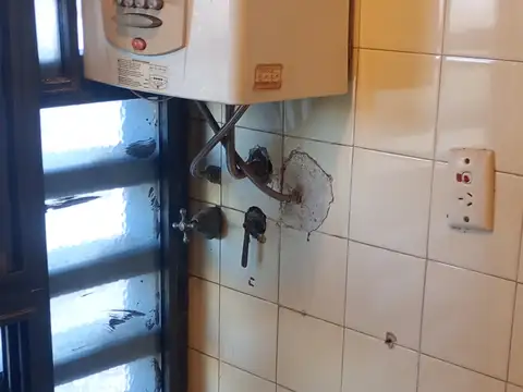 Av. Rivadavia 9800, Piso 3