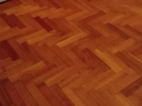 Av. Rivadavia 9800, Piso 3