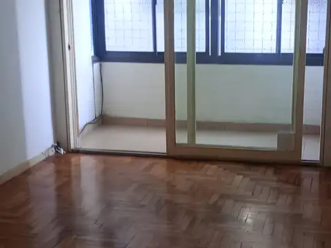 Departamento en Alquiler en Villa Luro, $ 700.000