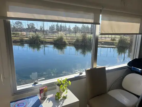 Oficina en Alquiler en Benavidez, $ 900.000