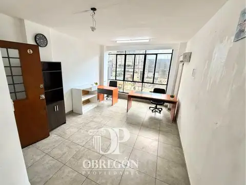 Oficina en Venta 60 años