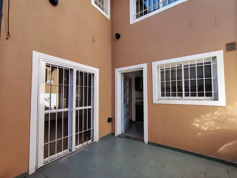 Depto Tipo Casa en Alquiler en Ituzaingo, $ 1.000.000
