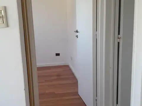 Dos ambientes vista al río con cochera