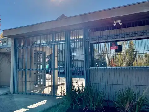 Departamento en Alquiler con 1 cochera