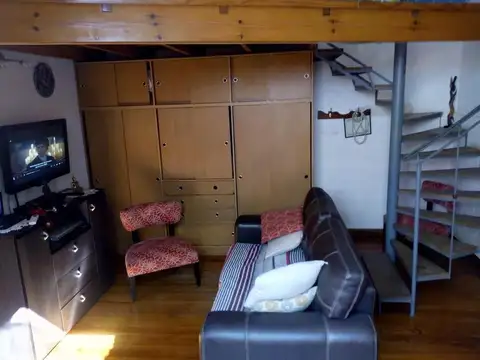 Depto Tipo Casa en Venta en Monte Castro, USD 220.000