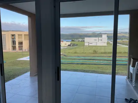 Casa en Venta en Puerto Del Aguila, USD 200.000
