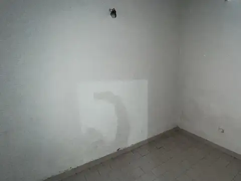 Depto Tipo Casa en Venta en Banfield, USD 45.000