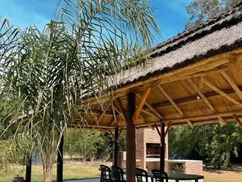 Quinta en Alquiler Temporal en Parada Robles, $ 111