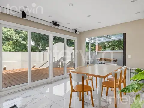 Casa en ALQUILER - 5 amb. - Cochera - Terraza - Dependencia - Reciclada - Luminosa - Belgrano