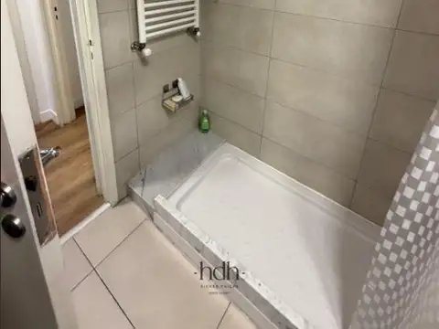 Departamento 6 ambientes con 2 baños