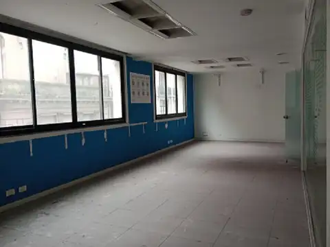 Tte. Gral. Juan Domingo Perón 300, Piso 3