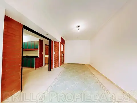 Cotagaita 2850. Lote propio con dos unidades de vivienda, galpón y patio.