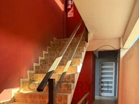 122 entre 42 bis y 43 , Piso 0
