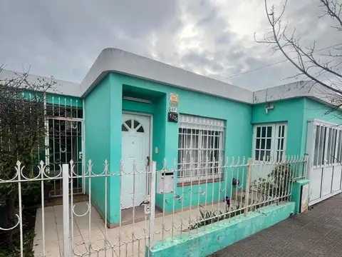 Casa Constituyentes Nº 1375
