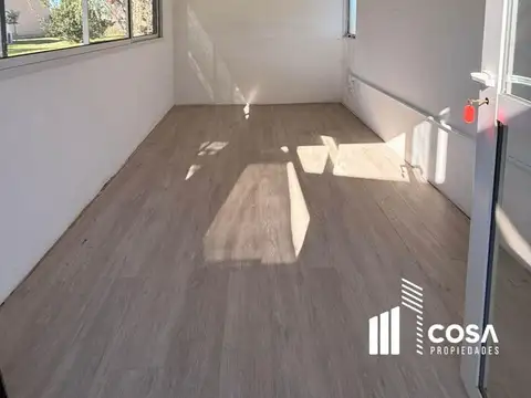 Local en Alquiler en Funes, $ 390.000