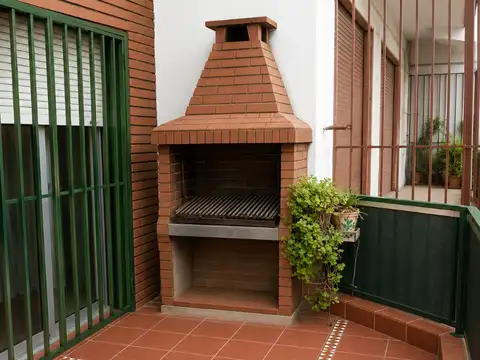 Alquiler PH 3 amb con balcón al frente parrilla