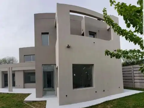 426 e/ 12 y 13