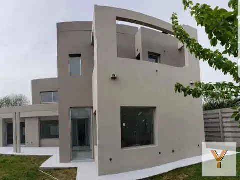 426 e/ 12 y 13