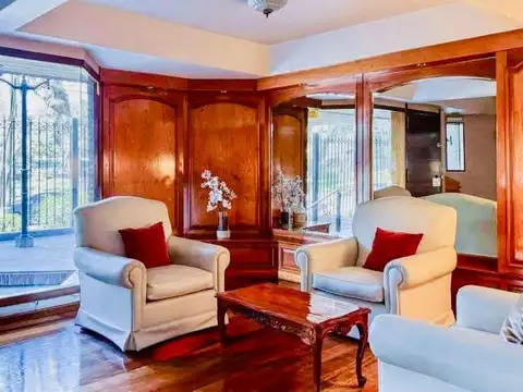Departamento en Venta de 6 ambientes