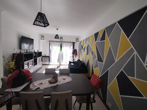 Lamadrid 2500 , Piso 3