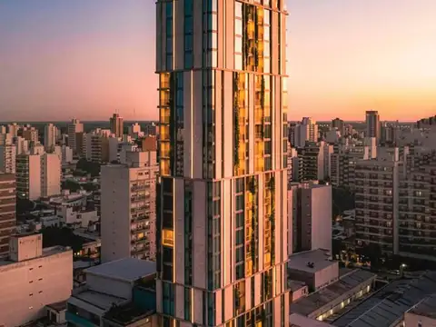 Casa 3 dormitorios, patio exclusivo, amenities - Moreno 1000 - Centro Rosario | Venta