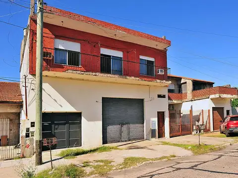 VENTA PH EN PLANTA ALTA VILLA DOMINICO AVELLANEDA