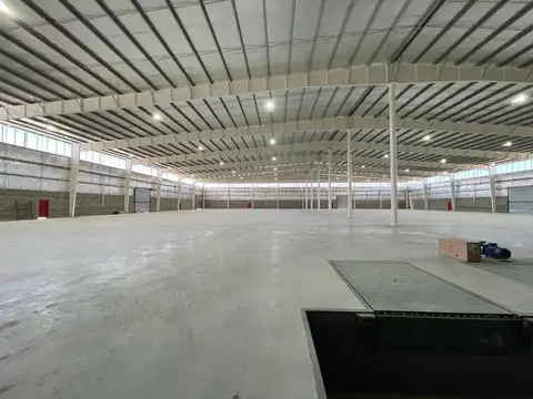 Galpon en Alquiler en Tristan Suarez, USD 38.000