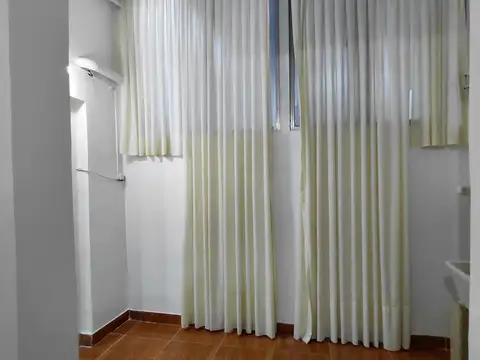 Depto Tipo Casa en Alquiler 50 años