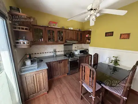 Depto Tipo Casa en Venta en Haedo Norte, USD 98.000
